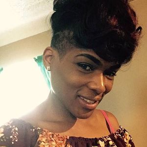 Meet your Posher, Tonya